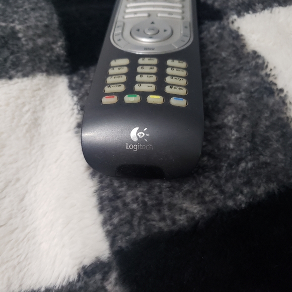 logitech harmony remote controller. - Picture 3 of 8